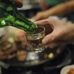 Fakta Tentang Soju, Minuman Alkohol Asal Korea yang Mendunia