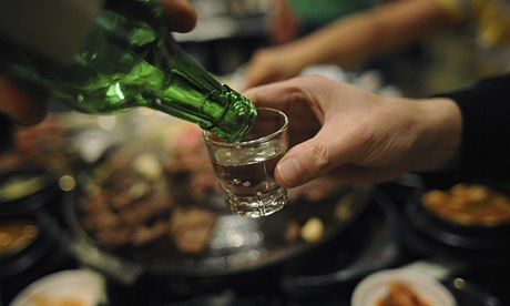 Fakta Tentang Soju, Minuman Alkohol Asal Korea yang Mendunia