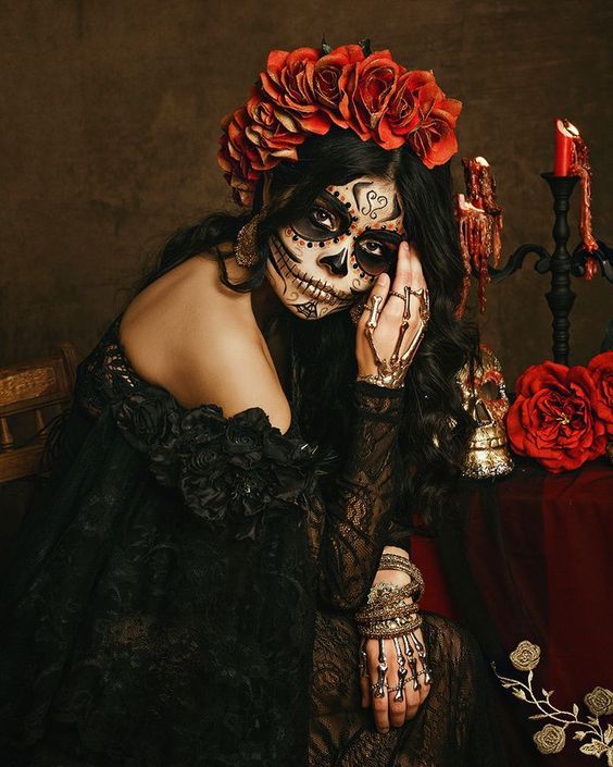 Kostum Halloween Termahal di Dunia Sepanjang Masa