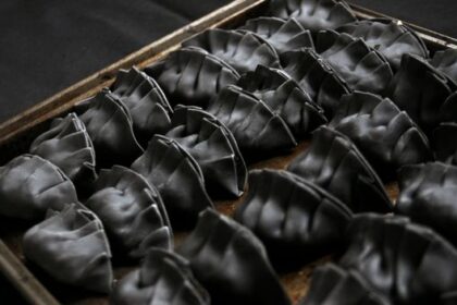 Makanan Berwarna Hitam Amankah untuk Dikonsumsi