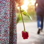 Mengenal Istilah Love Bombing, Bentuk Manipulasi Berbahaya
