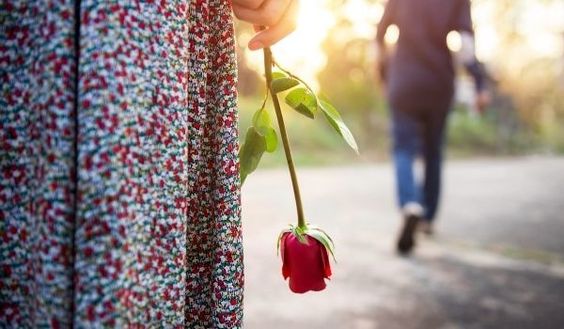 Mengenal Istilah Love Bombing, Bentuk Manipulasi Berbahaya