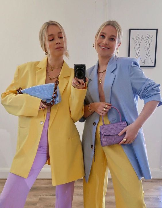 Warna Outfit yang Bisa Datangkan Cinta Menurut Astrologer