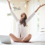 Para Gen Z Jadikan Sosok Ini Sebagai Panutan Finansial