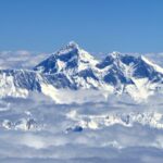 Tinggi Gunung Everest Naik 9 Meter Sejak Pengukuran Pertama