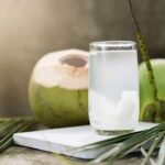 Alasan Air Kelapa Digunakan Sebagai Obat Keracunan Makanan