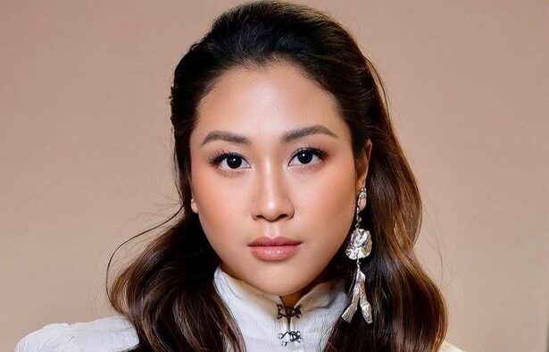 Deretan Seleb Miliki Keluarga Tajir Melintir, Tetap Kerja Keras