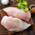 Manfaat Konsumsi Dada Ayam untuk Tulang dan Metabolisme