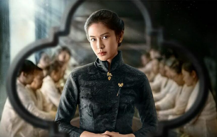 Mengenal Kebaya Janggan yang Dipakai Jeng Yah si Gadis Kretek