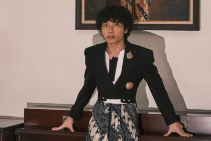 Radinindra Nayaka Desainer Gen Z Keturunan Bangsawan Jawa