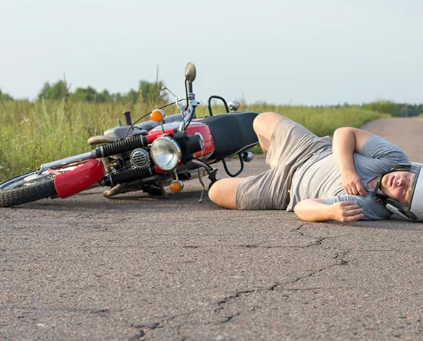 Risiko Jatuh dari Motor dan Cara Mencegahnya