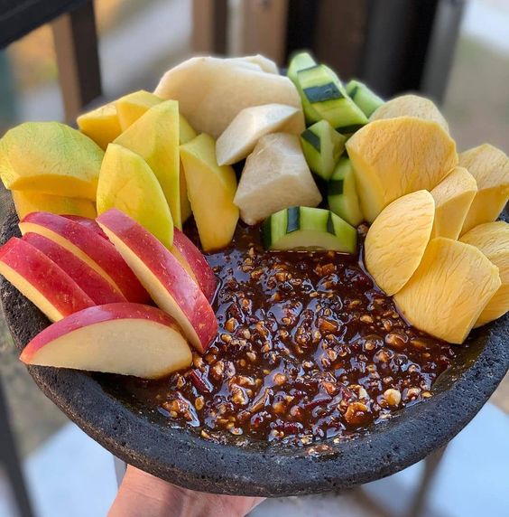 Resep Rujak Buah buat yang Tak Suka Pedas