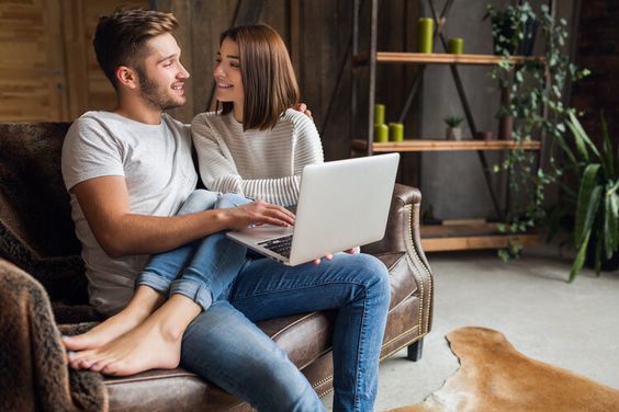 Zodiak Gampang Terobsesi dengan Pasangan