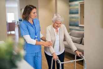Apa itu Home Care? Ini Penjelasan dan Daftar Layanannya