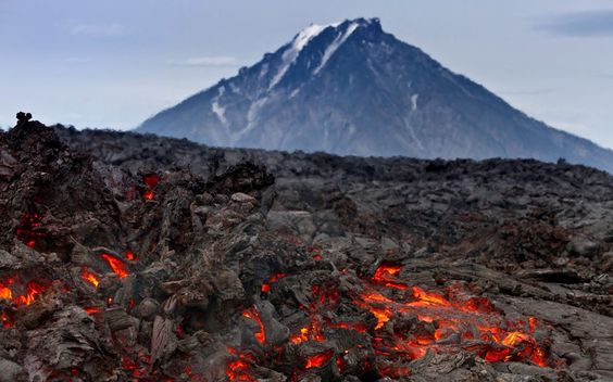 Melihat 'Ujung Dunia' di Kamchatka, Gemuruh 300 Gunung Berapi