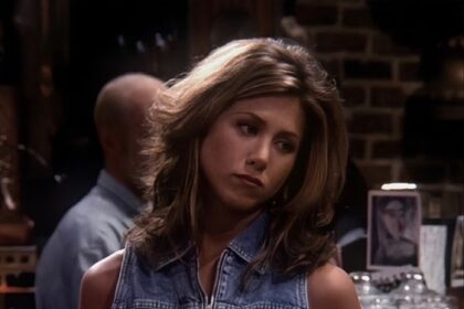 Inspirasi Gaya 90-an ala Rachel Green di Serial Friends