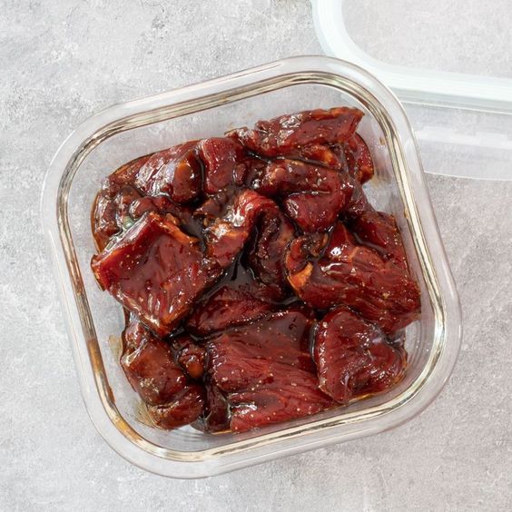 Saus Marinasi yang Bikin Sajian Daging Lebih lezat