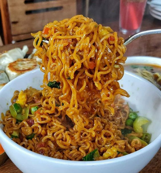 Resep Mie Nyemek Kaya Rempah Favorit Keluarga