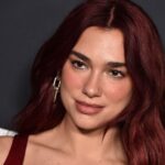 Transformasi Rambut Mencolok Artis Hollywood di Akhir 2023!