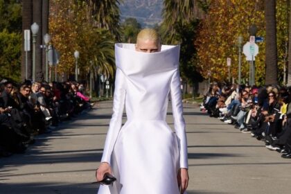 Hal Menarik dari Balenciaga Pre-Fall 2024