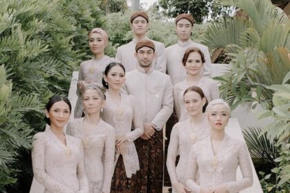 Detail Gaya Bridesmaid dan Groomsmen Pernikahan BCL dan Tiko