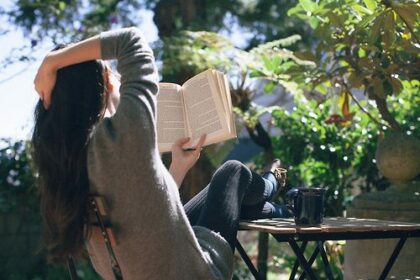 Rekomendasi Buku untuk Pelihara Kesehatan Mental Karyawan