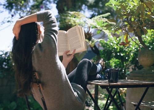 Rekomendasi Buku untuk Pelihara Kesehatan Mental Karyawan
