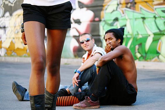 Bagaimana Cara Menyikapi Catcalling yang Meresahkkan?
