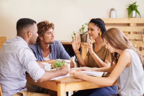Cara Mengelola Keuangan Gen Z yang Hobi Self Reward