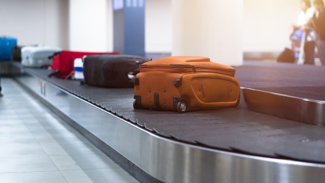 Cara agar Koper Tidak Mudah Hilang Saat di Bandara!