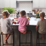 5 Makanan yang Baik untuk Perkembangan Otak Anak