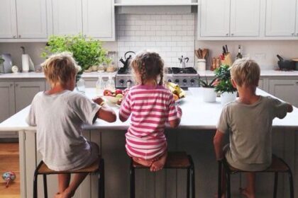5 Makanan yang Baik untuk Perkembangan Otak Anak