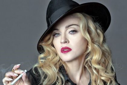 Fan Menggugat Madonna Gegara Jadwal Konser Ngaret 2 Jam