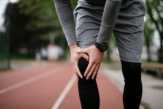 4 Jenis Cedera Lutut dan Cara Mengatasinya