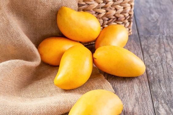 9 Manfaat Buah Mangga Madu untuk Kesehatan
