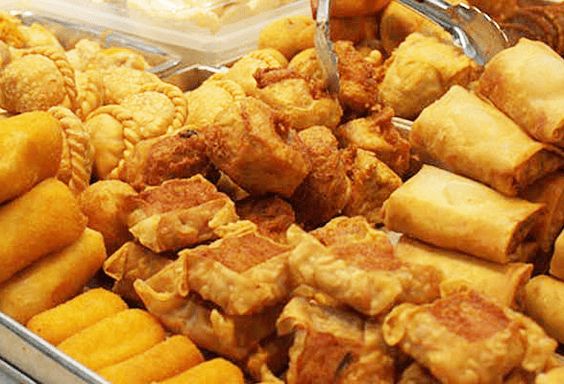 5 Gorengan Khas Indonesia yang Populer Sebagai Camilan