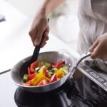 5 Tips Menggoreng Tanpa Minyak, Anti Kolesterol!