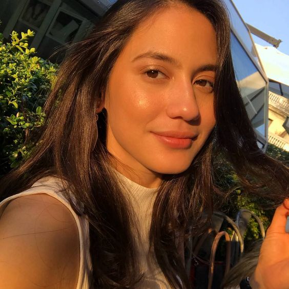 5 Zodiak Paling Cantik dan Kreatif, Ada Pevita Pearce