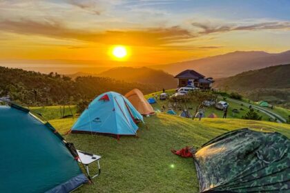 4 Rekomendasi Tempat Camping di Bandung, Cocok untuk Healing