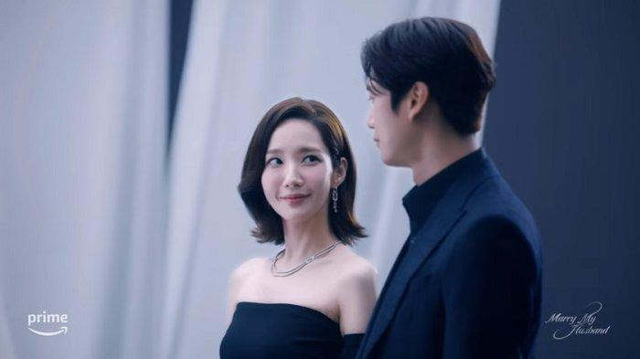 4 Alasan Kamu Harus Nonton Drakor 'Marry My Husband'