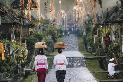5 Sifat dan Kebiasaan Orang Bali yang Membuat Turis Nyaman