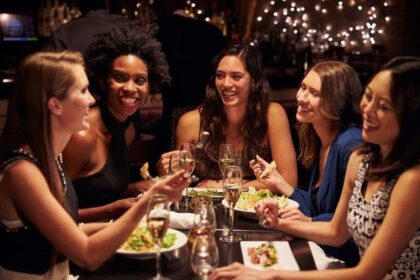 3 Menu yang Tidak Layak Kamu Pesan saat Makan di Restoran