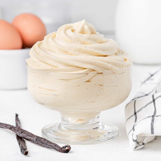 Jenis Krim yang Sering Digunakan sebagai Isian Pastry