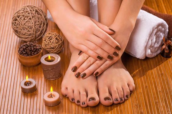 Begini Cara Manicure Simple dan Praktis di Rumah