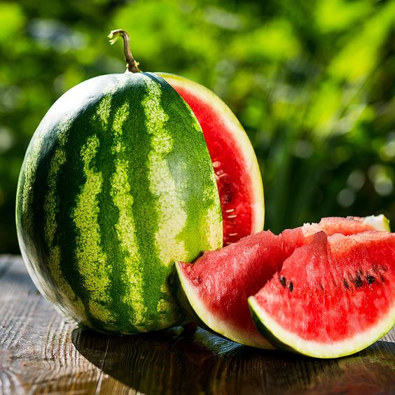 3 Pantangan Memakan Buah Semangka yang Penting Diketahui