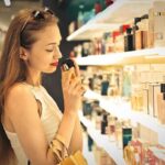 5 Trik Memilih Parfum untuk Cuaca Panas, Gak Bikin Pusing!