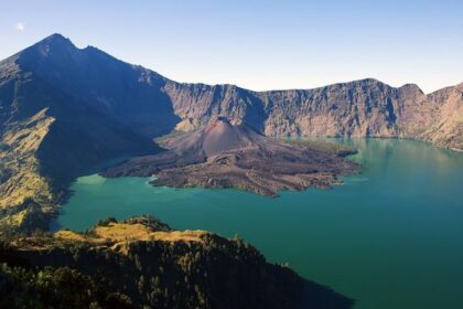 6 Jalur Pendakian Gunung Rinjani yang Wajib Diketahui