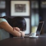 Ini Resiko Kesehatan Akibat Terlalu Lama Duduk, Wajib Tahu!