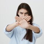 6 Zodiak Tidak Memiliki Selera Humor, Hidupnya Terlalu Serius!