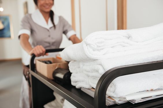 Hal yang Harus Kamu Lakukan Jika Merusak Barang di Hotel